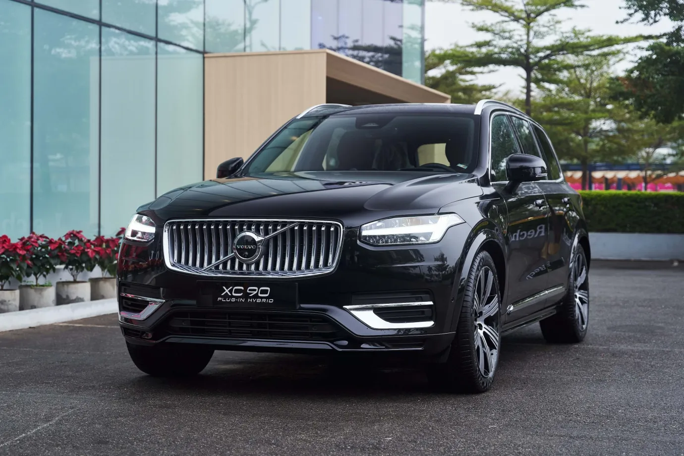 XC90 Plug-in Hybrid Ultra 9 XC90 Plug-in Hybrid Ultra vinhxdcomvolvoXC90 24 XC90 Plug-in Hybrid Ultra