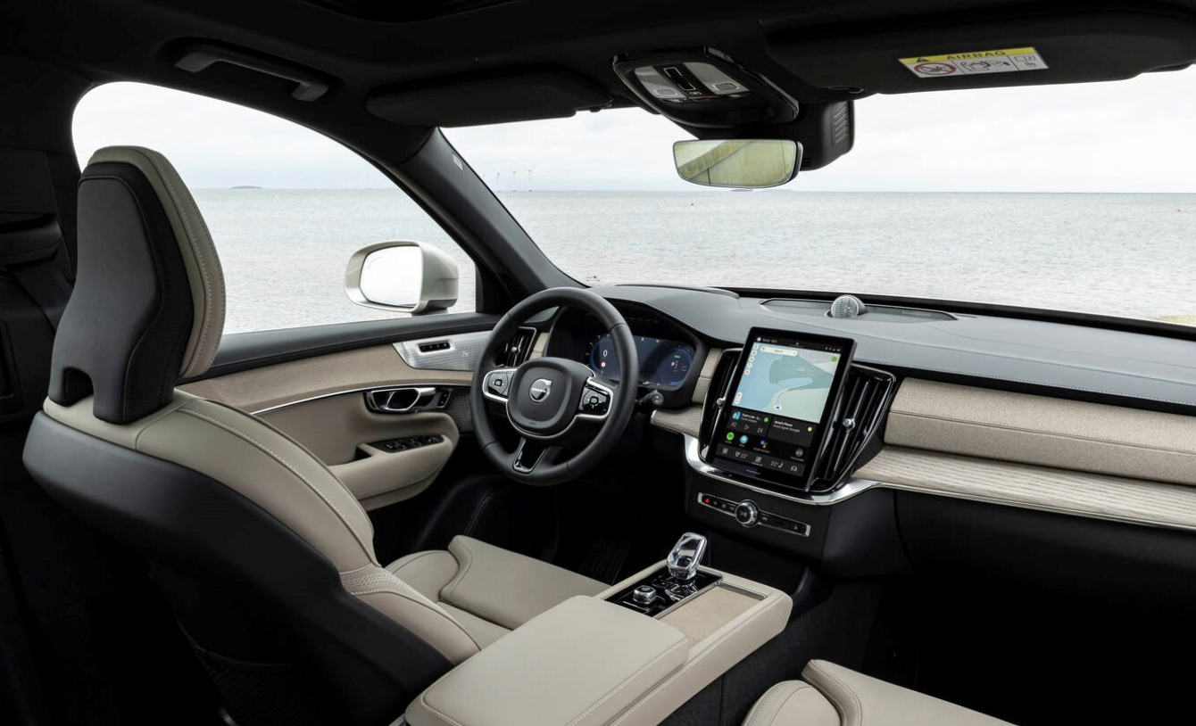 Giá lăn bánh Volvo S90 2026  Giá lăn bánh Volvo S90 2026