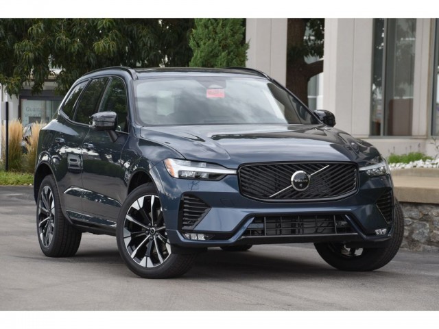  Giá xe Volvo XC60 2026